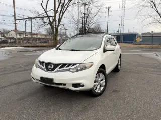 2011 Nissan Murano
SL