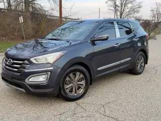 2013 Hyundai SANTA FE Sport
2.4L