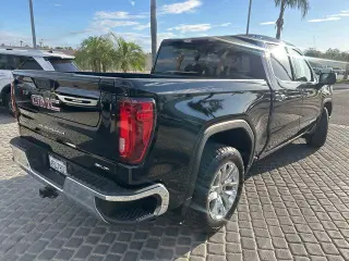 GMC Sierra 1500 2021 4x2 SLT 4dr Crew Cab 5.8 ft. SB