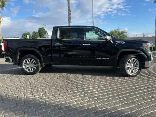 GMC Sierra 1500 2021 4x2 SLT 4dr Crew Cab 5.8 ft. SB