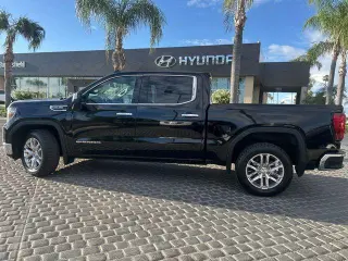 GMC Sierra 1500 2021 4x2 SLT 4dr Crew Cab 5.8 ft. SB