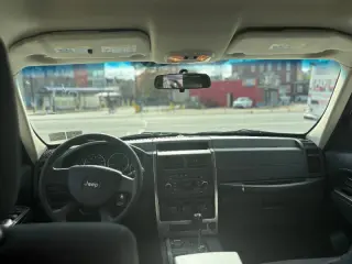 2009 Jeep Liberty Sport