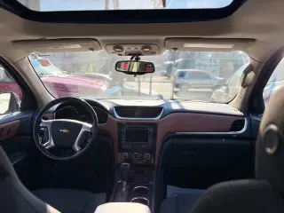 2017 Chevrolet Traverse
LT