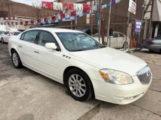 2010 Buick Lucerne
CXL