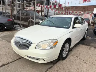 2010 Buick Lucerne
CXL