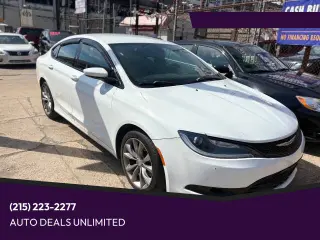 2015 Chrysler 200
S