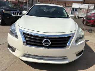 2013 Nissan Altima
2.5 S