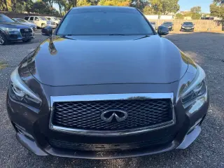 2017 INFINITI Q50