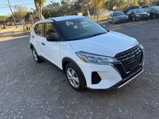 2022 Nissan Kicks