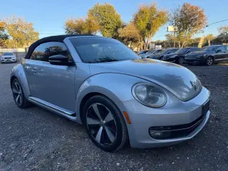 2013 Volkswagen Beetle Convertible