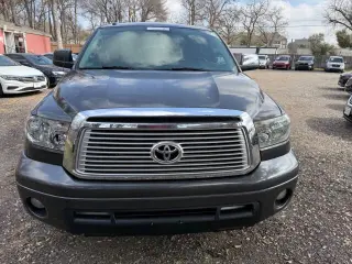 2013 Toyota Tundra
Limited