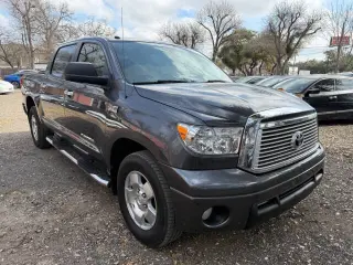 2013 Toyota Tundra
Limited