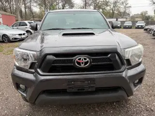 2015 Toyota Tacoma
PreRunner V6