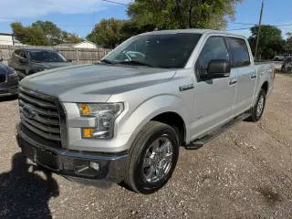 2015 Ford F-150
XL
