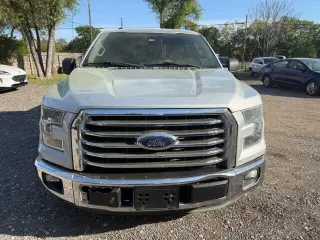 2015 Ford F-150
XL