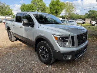 2018 Nissan Titan
SV