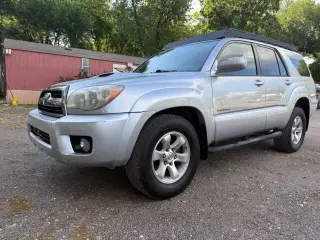 2006 Toyota 4Runner
SR5
