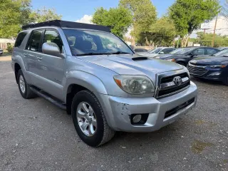2006 Toyota 4Runner
SR5