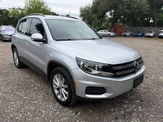 2017 Volkswagen Tiguan
2.0T S 4Motion