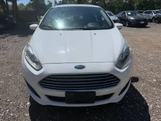 2018 Ford Fiesta
SE