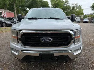 2022 Ford F-150
XLT