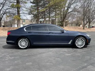 2016 BMW 7 Series 740i