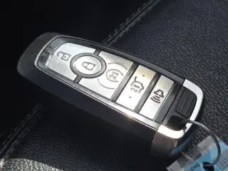 Ford Explorer 2020 AWD Limited 4dr SUV