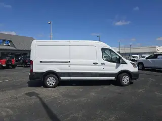 Ford Transit 2019 250 3dr LWB Medium Roof Cargo Van w/Sliding Passenger Side Door