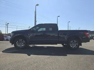 Ford F-150 2023 4x4 XL 4dr SuperCab 6.5 ft. SB