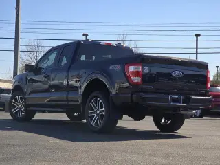 Ford F-150 2023 4x4 XL 4dr SuperCab 6.5 ft. SB