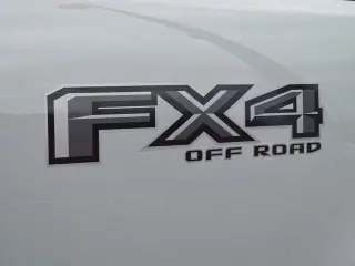 Ford Ranger 2023 4x4 XL 4dr SuperCrew 5.1 ft. SB