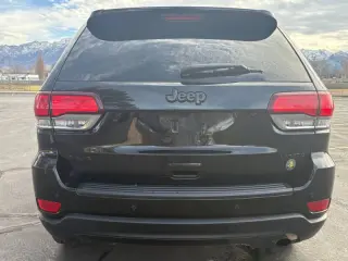 2022 Jeep Grand Cherokee WK Laredo E