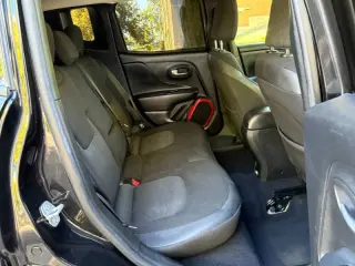 2017 Jeep Renegade Trailhawk