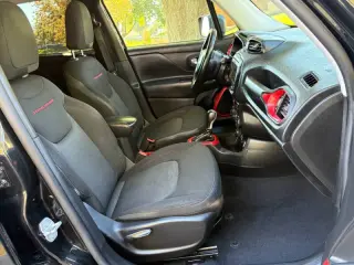 2017 Jeep Renegade Trailhawk