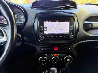 2017 Jeep Renegade Trailhawk