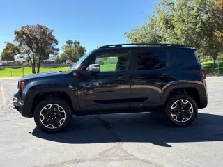 2017 Jeep Renegade Trailhawk