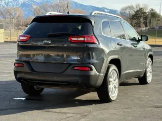 2018 Jeep Cherokee Latitude Plus