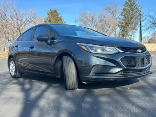 2017 Chevrolet Cruze LT Auto