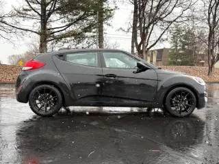 2017 Hyundai Veloster Value Edition