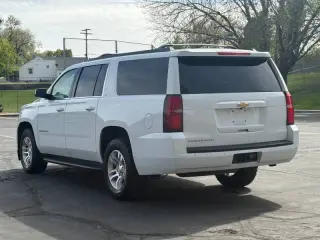 2017 Chevrolet Suburban LT