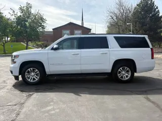 2017 Chevrolet Suburban LT