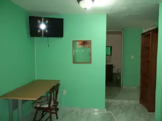 HABITACIONES AMUEBLADOS EN REN