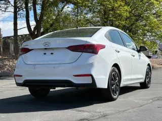 2021 Hyundai Accent SE