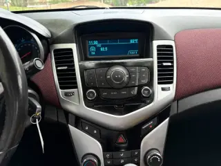 2014 Chevrolet Cruze 1LT Auto