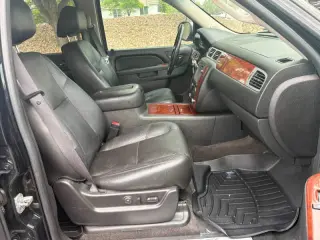 2012 Chevrolet Suburban LTZ