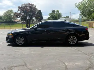 2022 Kia K5 LXS