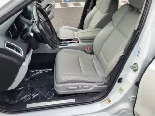 2017 Acura TLX
