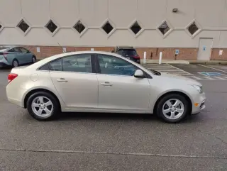 2015 Chevrolet Cruze 1LT Auto