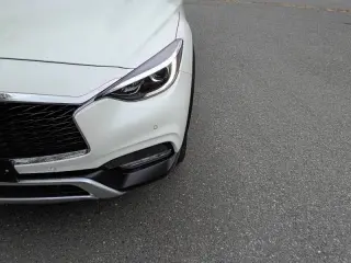 2017 Infiniti QX30 Premium