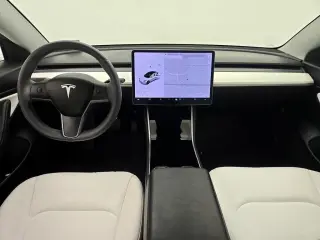 Tesla Model 3 2019 Standard Range Plus 4dr Fastback